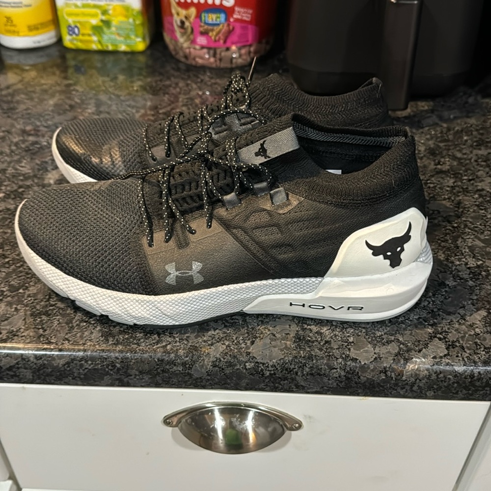 Under Armour Hovr Project Rock - brand new